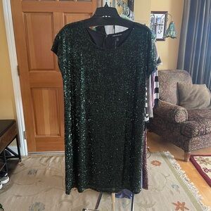💚Green sequin dress